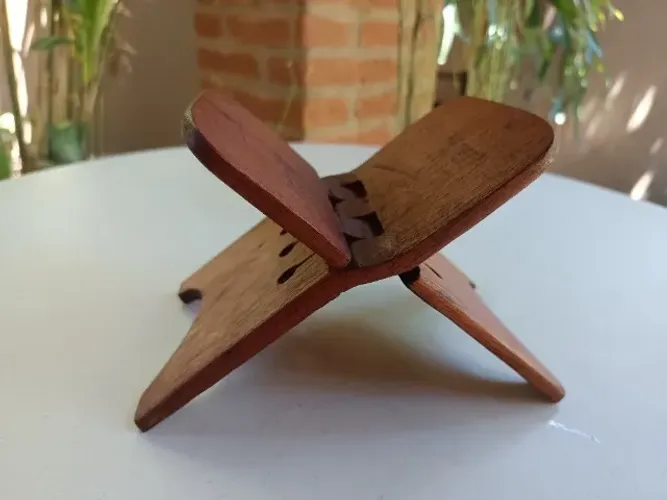 Suporte de Mesa Articulado em Madeira para Livros e Bíblia