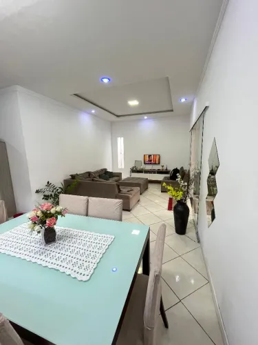 VENDO EXCELENTE CASA 3 QUARTOS + P. COMERCIAL NA COHAB