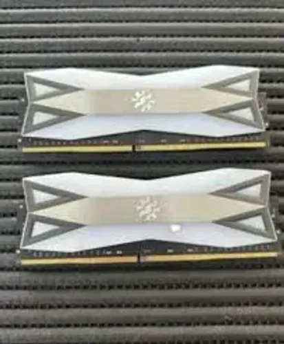 Memoria XPG 2x8GB 3200Mhz