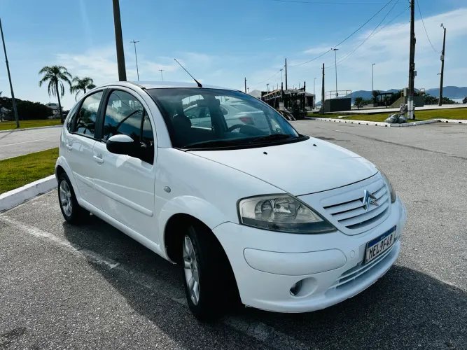 Citroen C3 GLX 1.4/ GLX Sonora 1.4 Flex 8V 5P 2006