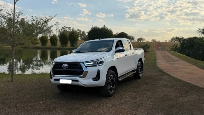 Toyota Hilux CD SRV 4X4 2.8 TDI Diesel Aut. 2020