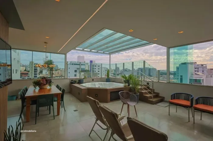 Apartamento com 05 quartos à venda, 240m²