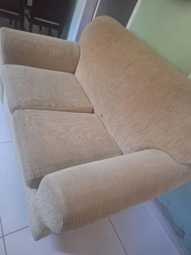 Sofá usado dois lugares. Conforto, Qualidade e ótimo preço. 
