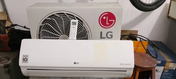 Split HI-Wall Dual Inverter LG 9000Btus