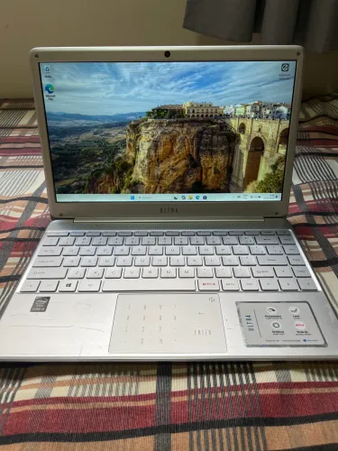 Notebook Ultra Funcionando 100%