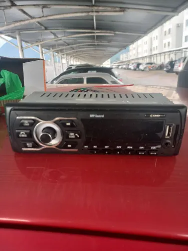 Som altomotivo Bluetooth,radio e pen-drive