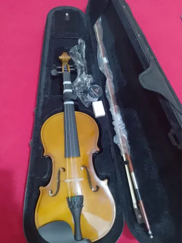 Violino Erudithus 4/4 Completo com Estojo e Acessórios