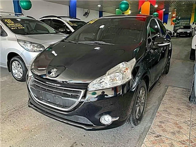 Peugeot 208 14 para retirada de peças
