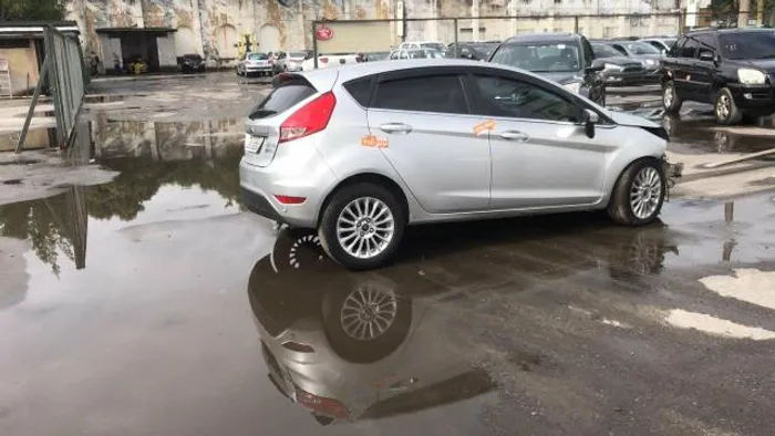 Portas de Ford new fiesta titanium 2015