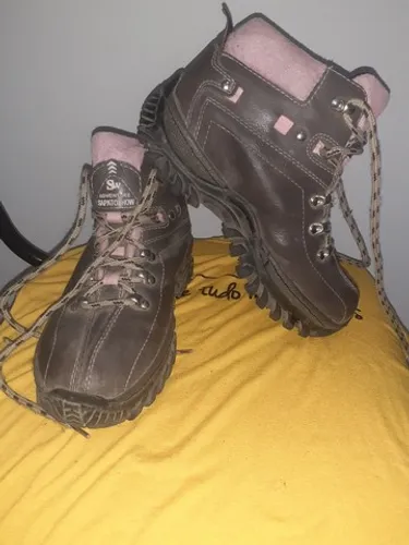 Bota adventure 