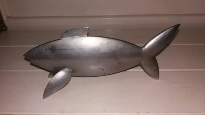 Antigo Peixe Cromado. Conforme fotos.