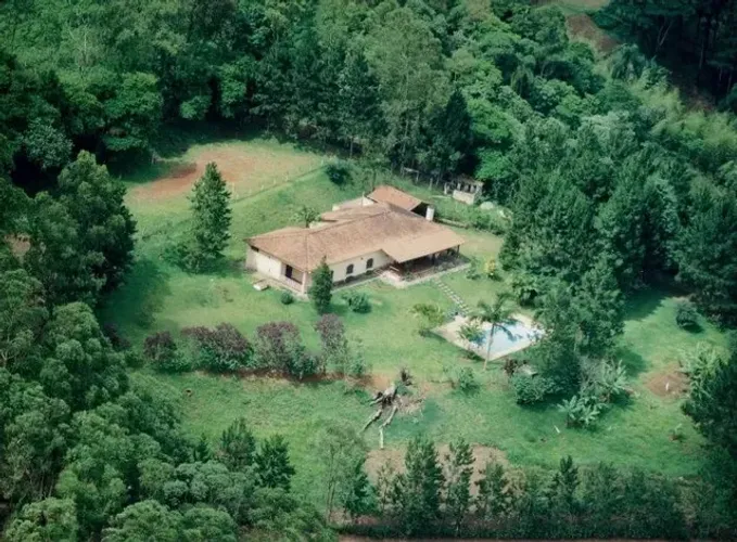 Chácara com 5 dormitórios à venda, 9418 m² por R$ 1.980.000,00 - Granja Viana - Cotia/SP