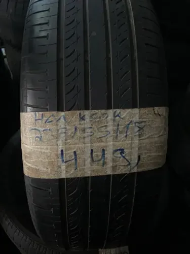 Pneu 235/55R18 Hankok.