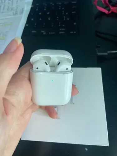 Vendo AirPods 2 Geração, única dona, não aceito troca
