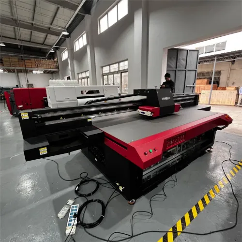 Impressora UV Flatbed 1300x2500mm MYJET Ricoh G6
