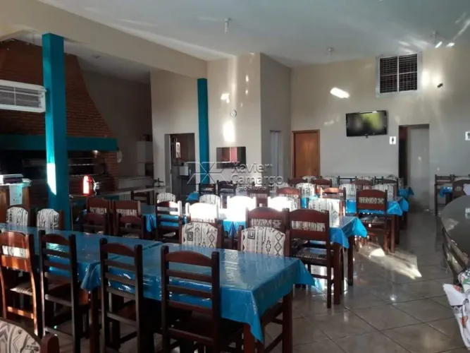 Salão comercial à venda no bairro Jardim D' Itália II, em Santa Gertrudes.