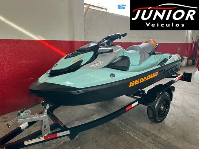 Jet ski seadoo wake 170hp ano:2023 com som