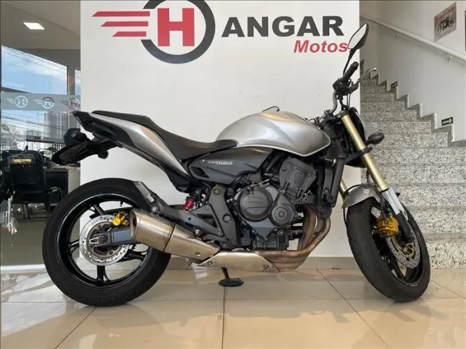 Honda cb 600f Hornet