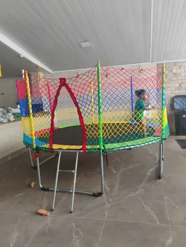 Alugamos pula pula e outros brinquedos para o seu evento, não cobramos adiantado 