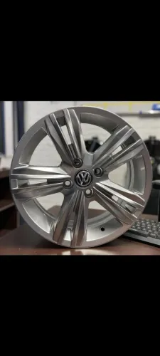 Rodas Tiguan aro15 novas em até 10x de R$256,00 no cartão de crédito