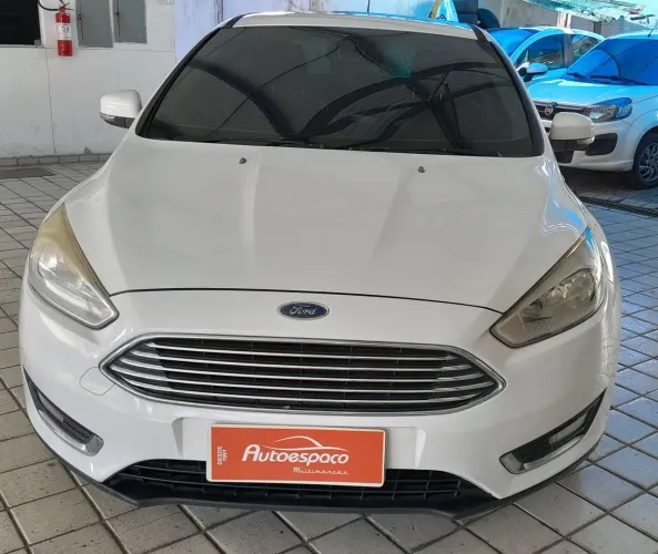Ford Focus Fastback Tit./t.plus 2.0 Flex Aut. 2016