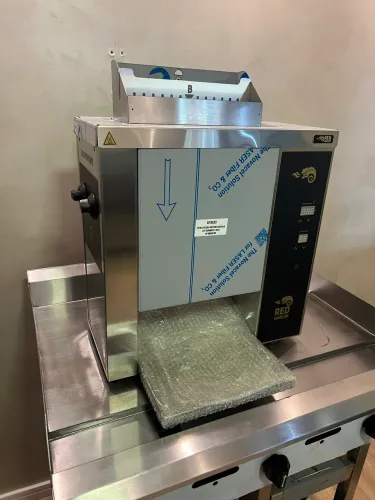 Tostadeira de pães vertical Red chamaleon nova pronta entrega 