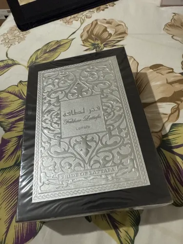 Lattafa Fakhar Black Eau de Parfum 100ml