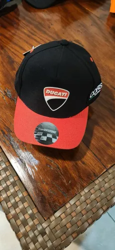 Boné Ducati Corse