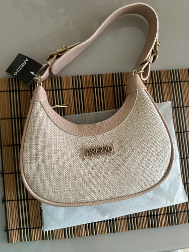 Bolsa Arezzo hobo 