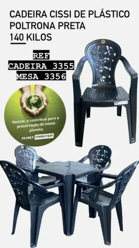 Conjunto Mesa e Cadeiras de Plástico cores variadas