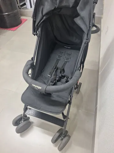 Carrinho de Bebê Voyage