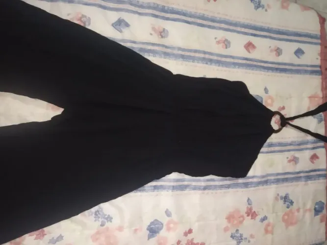 Macacão Preto Elegante Midi