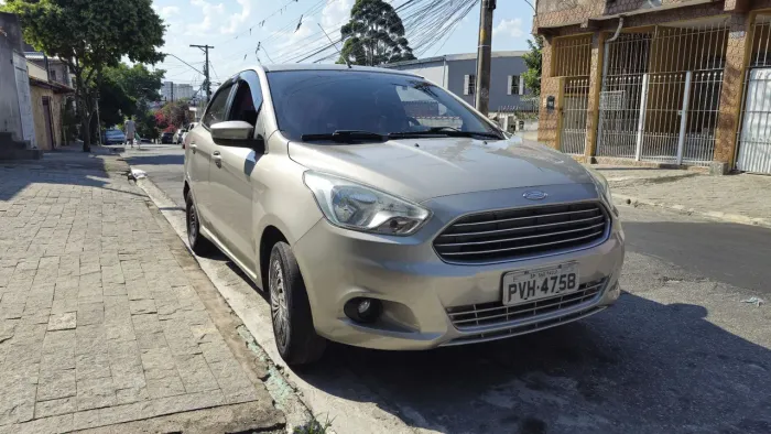 Ford KA+ Sedan 1.5 16V Flex 4P 2015