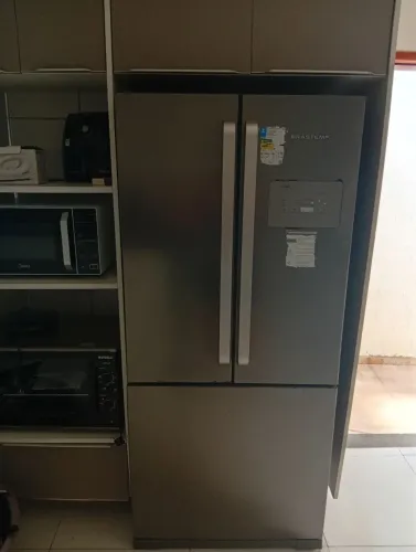 Geladeira 3 portas 