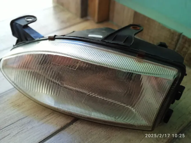 Farol Dianteiro Antigo Fiat Palio/Strada/Siena