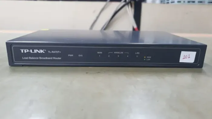 Load Balance Dor Tp-link Tl-r470t+ 10/100 - Preto 100v/240v (Usado)