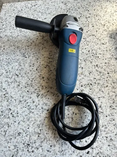 Esmerilhadeira Angular 4 1/2? 110V Bosch