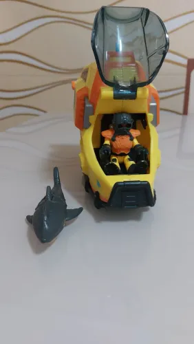 Submarino Imaginext com mergulhador e tubarão