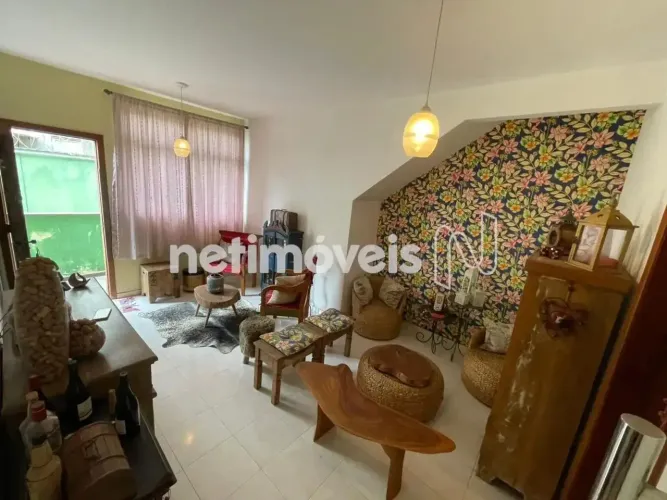Área Privativa à Venda no Buritis  74m²; com espaço gourmet e acabamento rústico