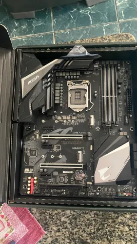 Z390 AORUS PRO - LGA 1151 Intel 8 e 9 Geração