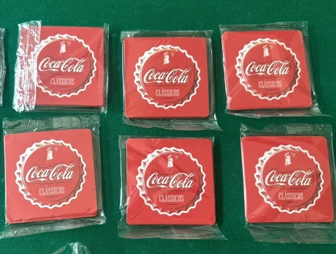 1 KIT PORTA COPOS COCA COLA com 4 unidades