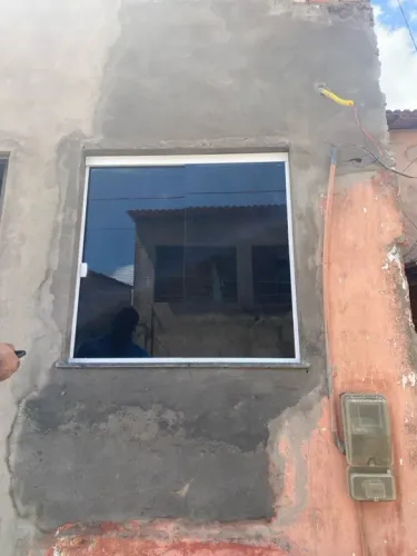 Janela de vidro fume