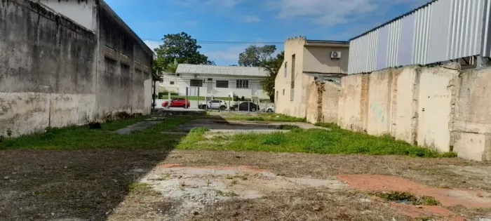 Terreno de 550m² no bairro Estreito