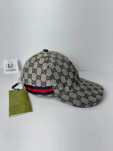 Boné Gucci GG Canvas