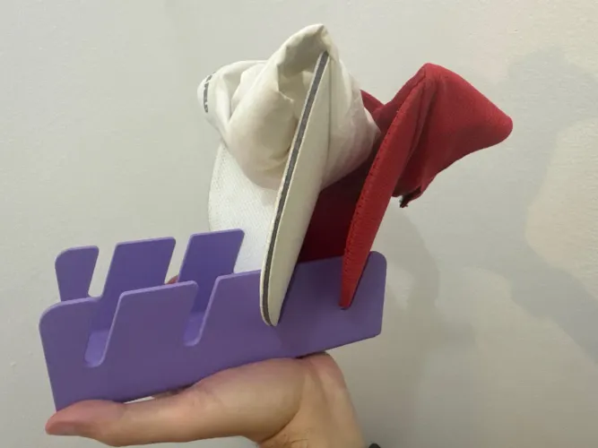 Organizador de bonés parede ou mesa