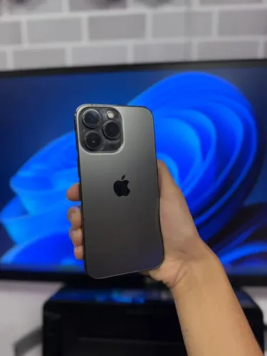 iPhone 13 Pro 128GB 79% saúde da bateria Cor preto Loja Fisica Garantia