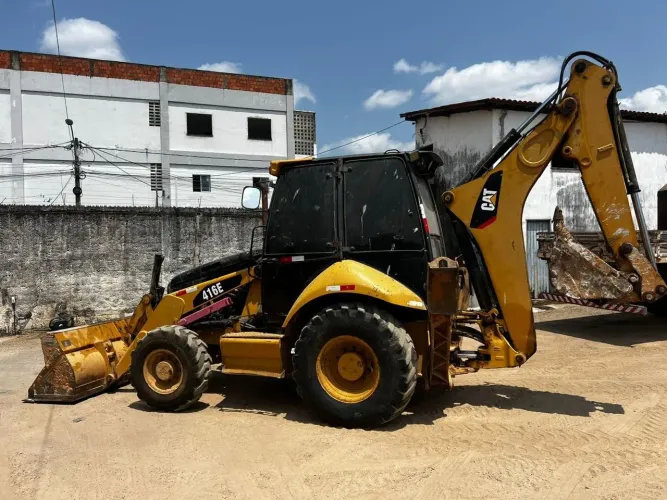 Retro CAT416E
