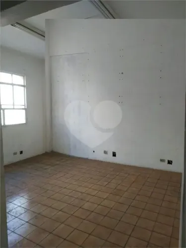 Salas com 1 quartos para locação em Santa efigênia - SP