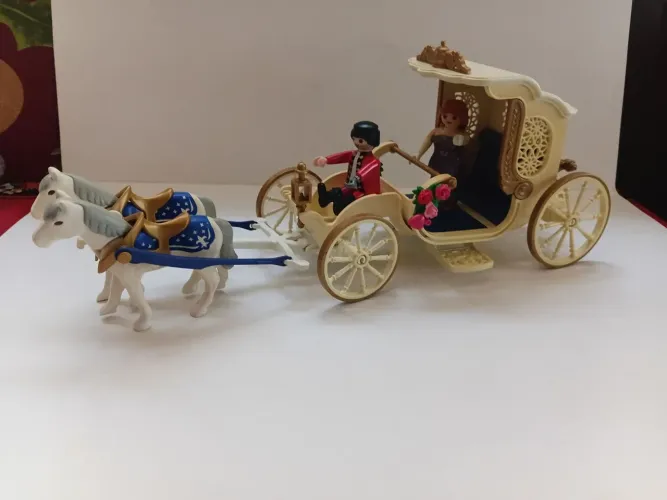 Playmobil medieval carruagem real