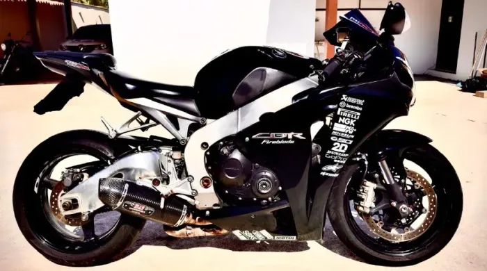 CBR1000RR FireBlade 2011 raridade.